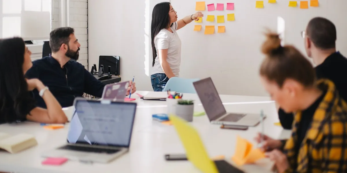 Customer Experience (CX) — Branchenlösungen